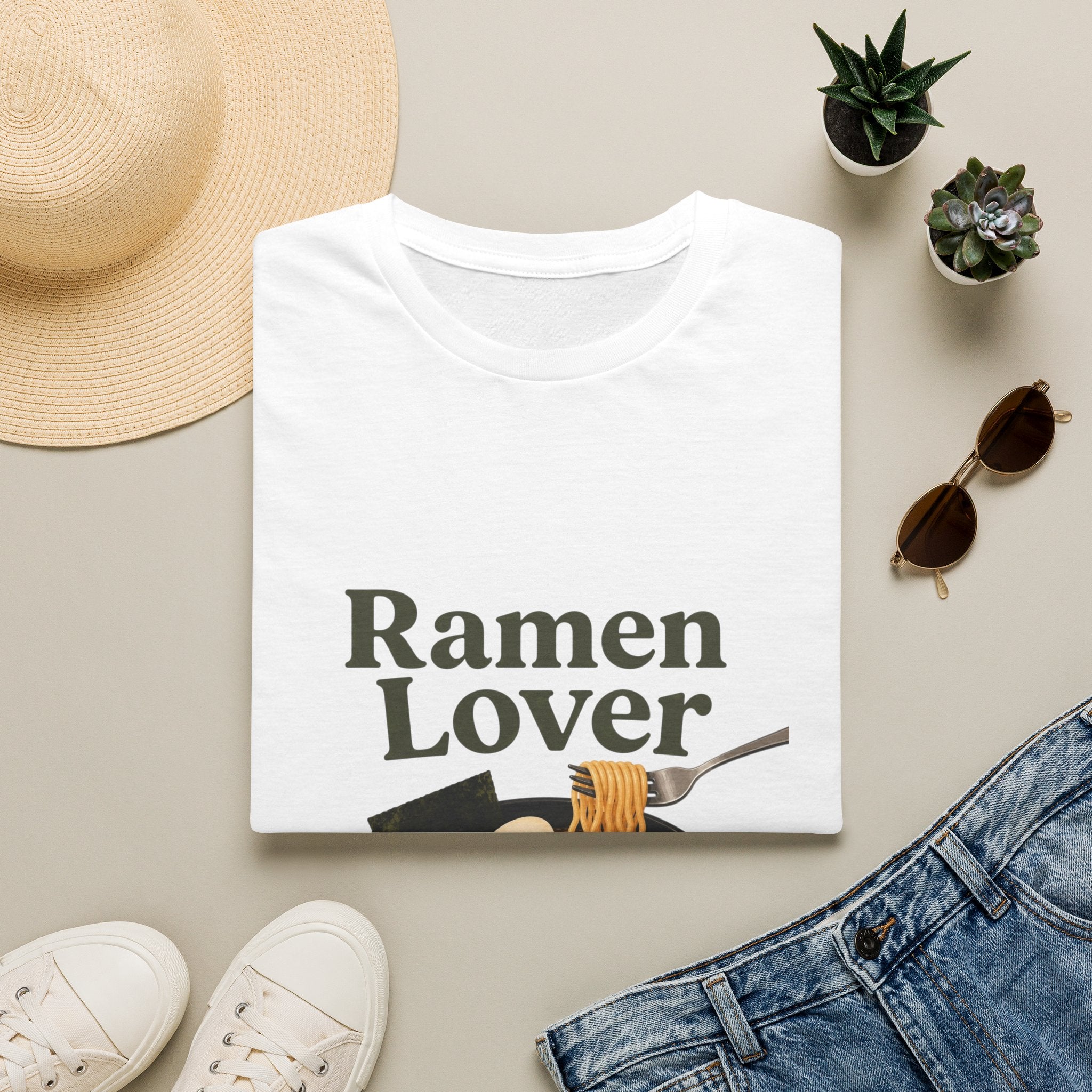 Ramen Lover Graphic T-Shirt, Ramen Lovers Gift, Ramen Tee, Bowl of Ramen Illustration