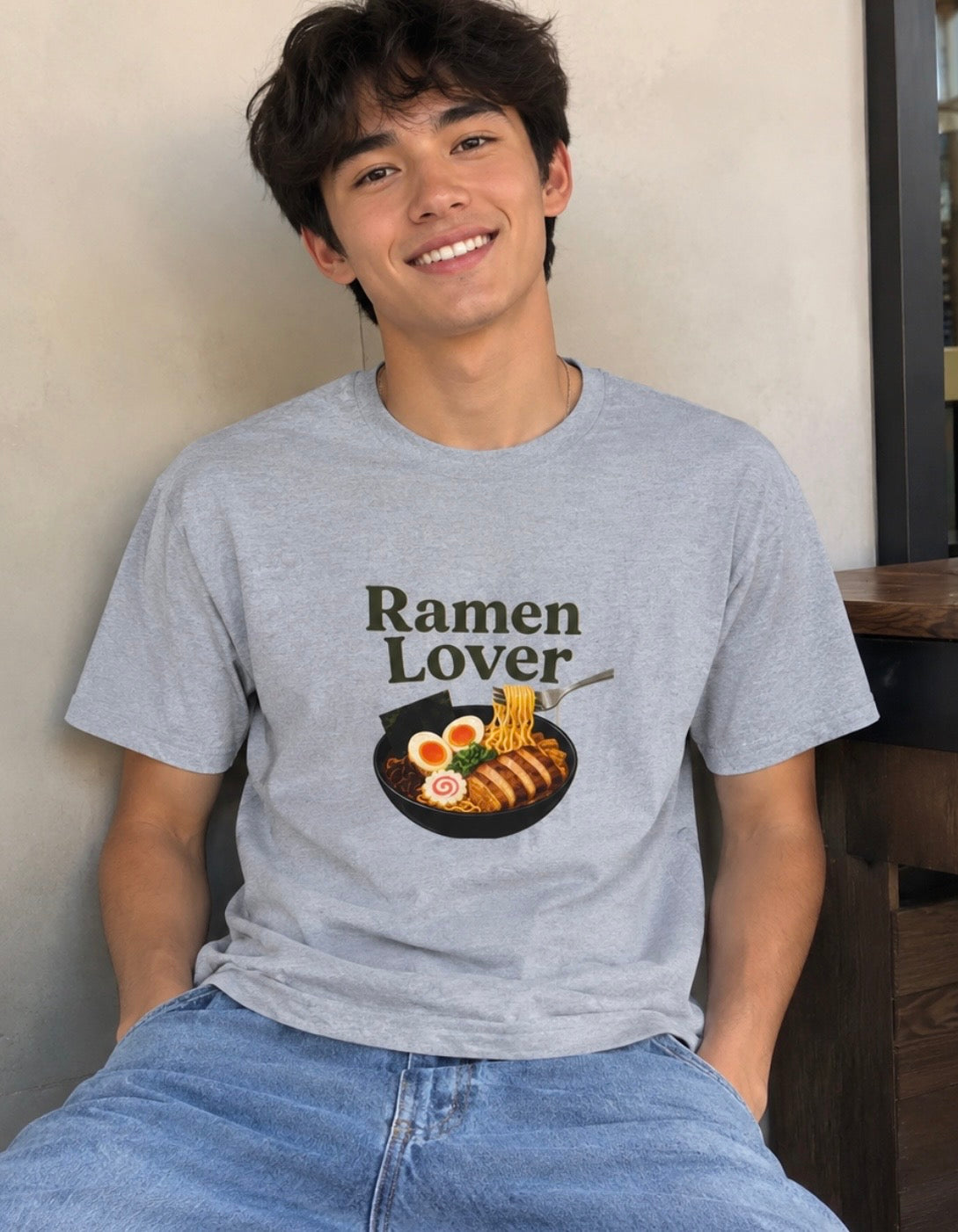 Ramen Lover Graphic T-Shirt, Ramen Lovers Gift, Ramen Tee, Bowl of Ramen Illustration