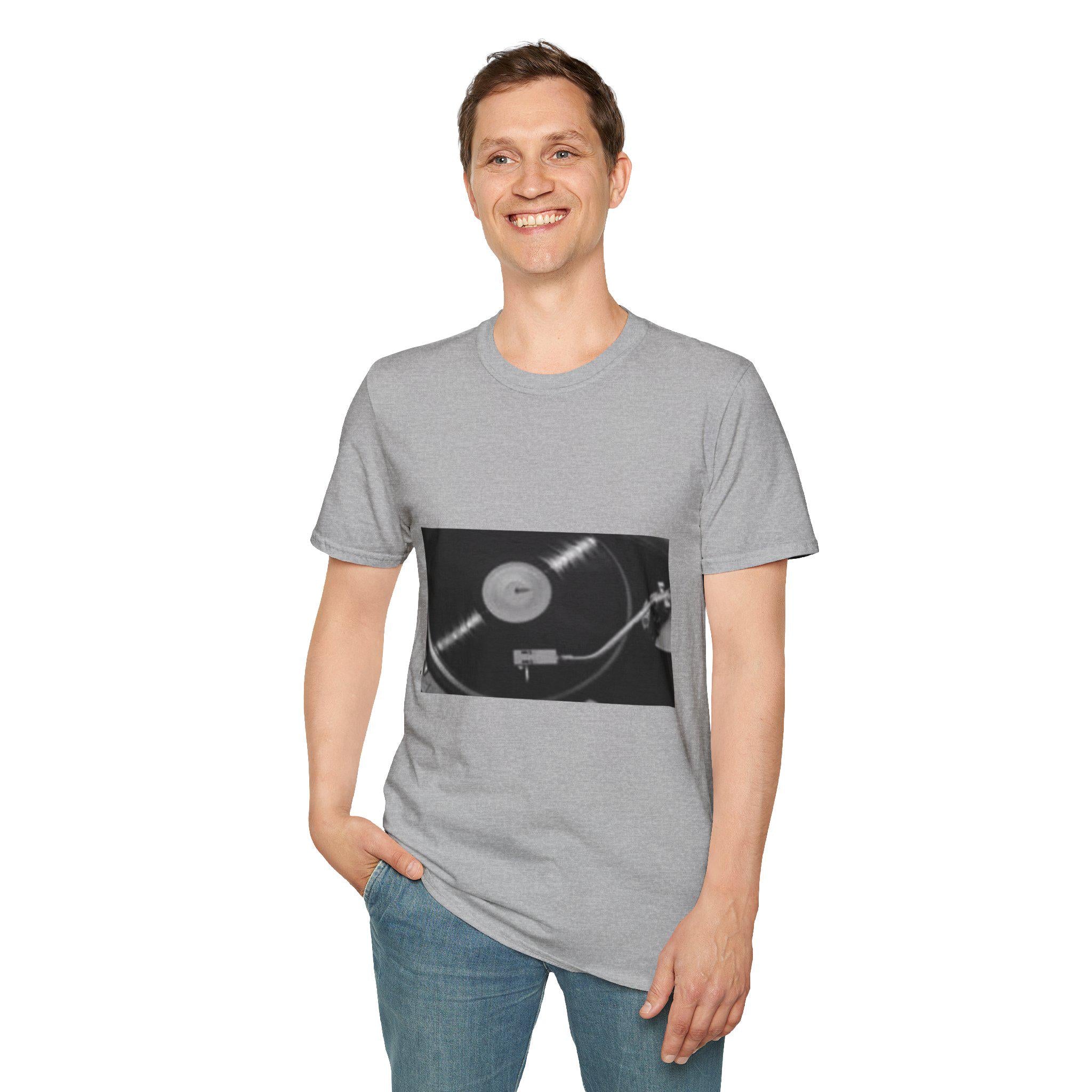 Vintage Vinyl Turntable T-Shirt | Retro Record Player Tee